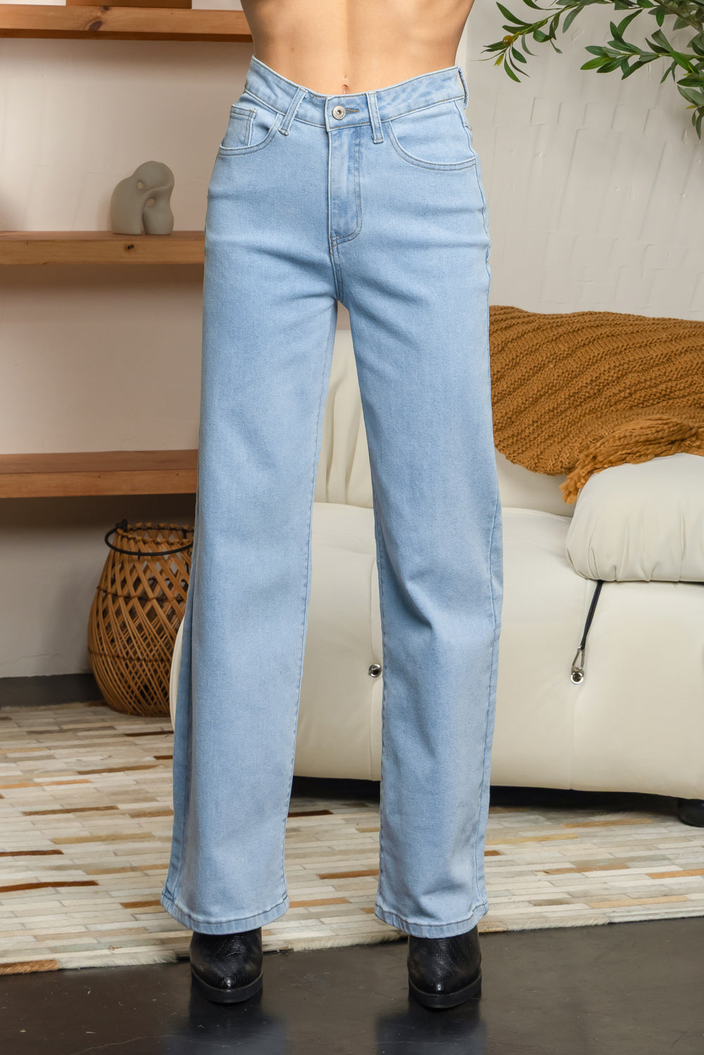 Balboa Fashion Gracia Star-Detail Stretch Jean - Light Denim Blue