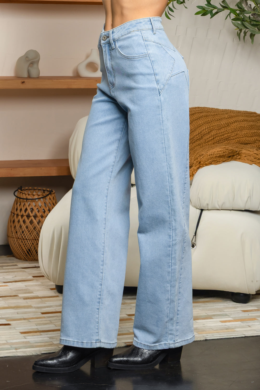 Balboa Fashion Gracia Star-Detail Stretch Jean - Light Denim Blue
