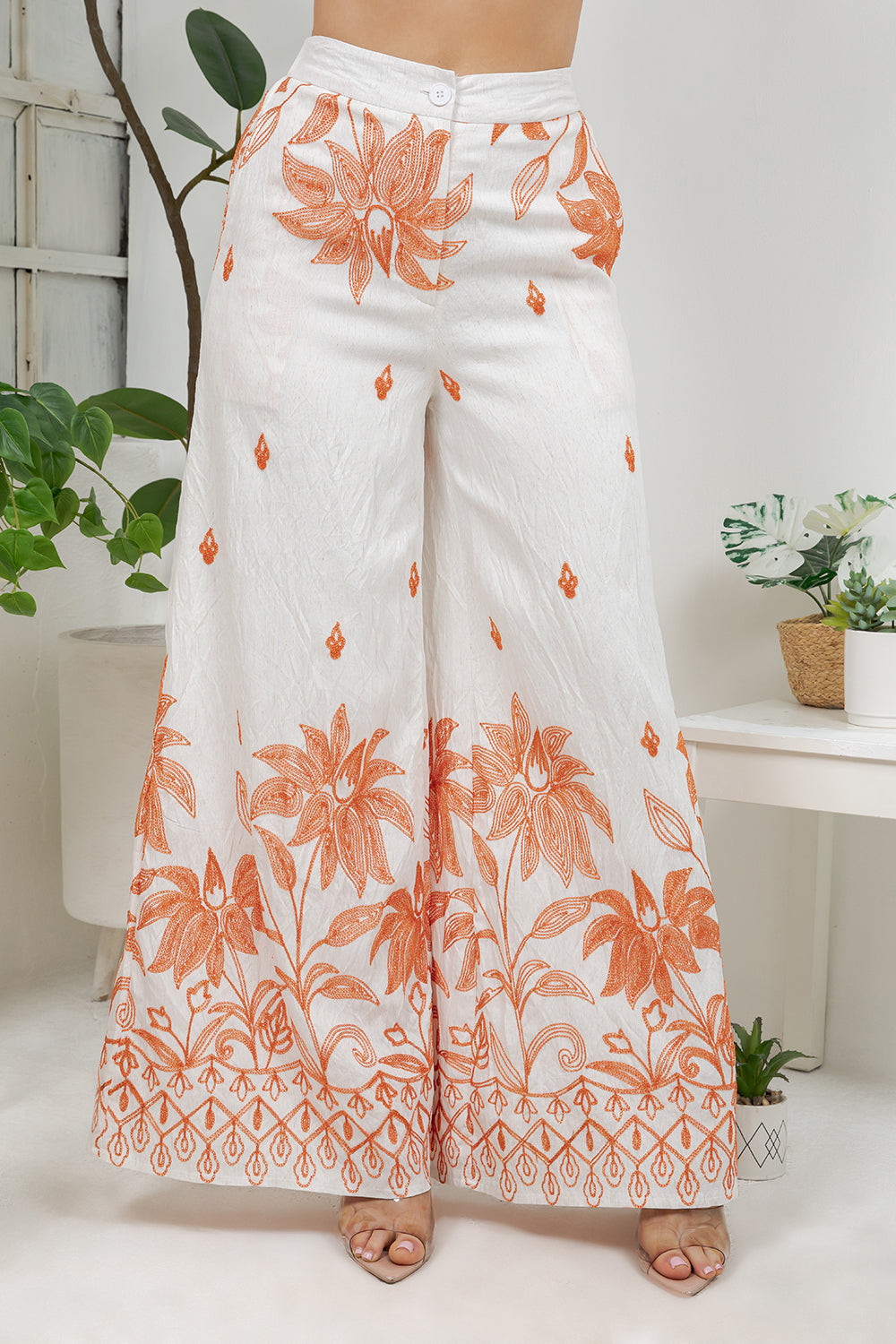 Balboa Fashion Pirela Embroidery Pants - White