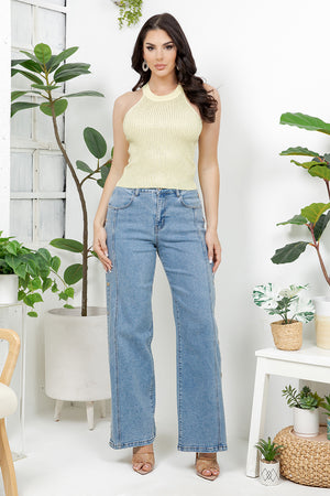 Sleeve less knit top with rhinestones