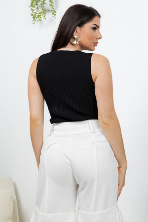 Faustina sleeve less knit top with flower details