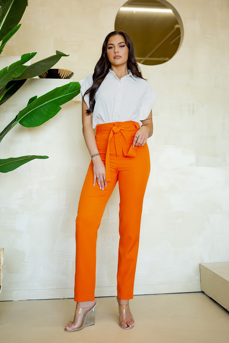 Prague solid belted tapered pants